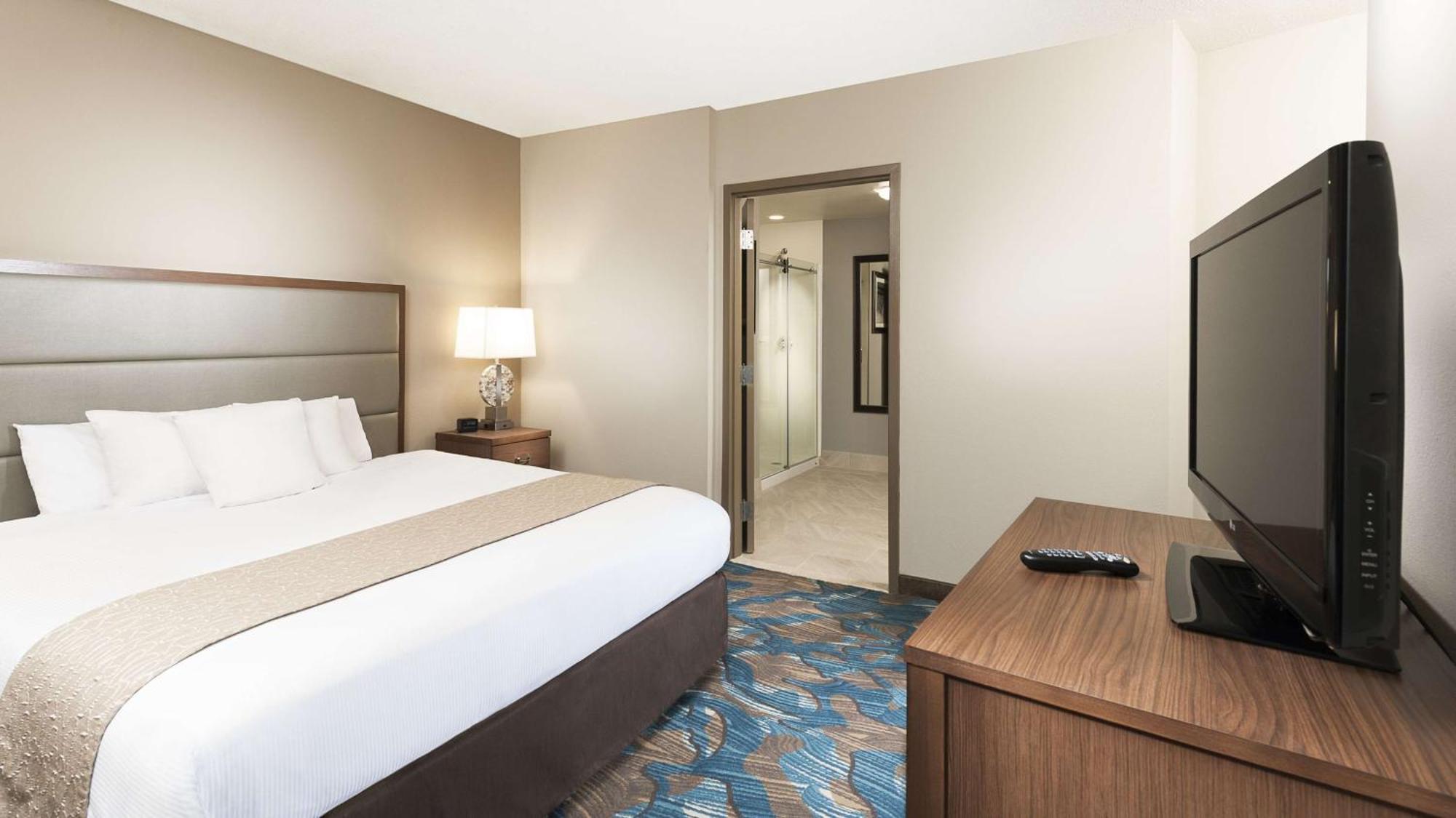 Doubletree By Hilton Hotel West Palm Beach Airport Экстерьер фото