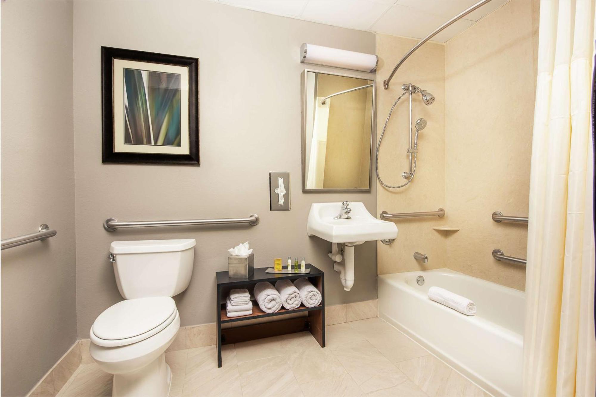 Doubletree By Hilton Hotel West Palm Beach Airport Экстерьер фото