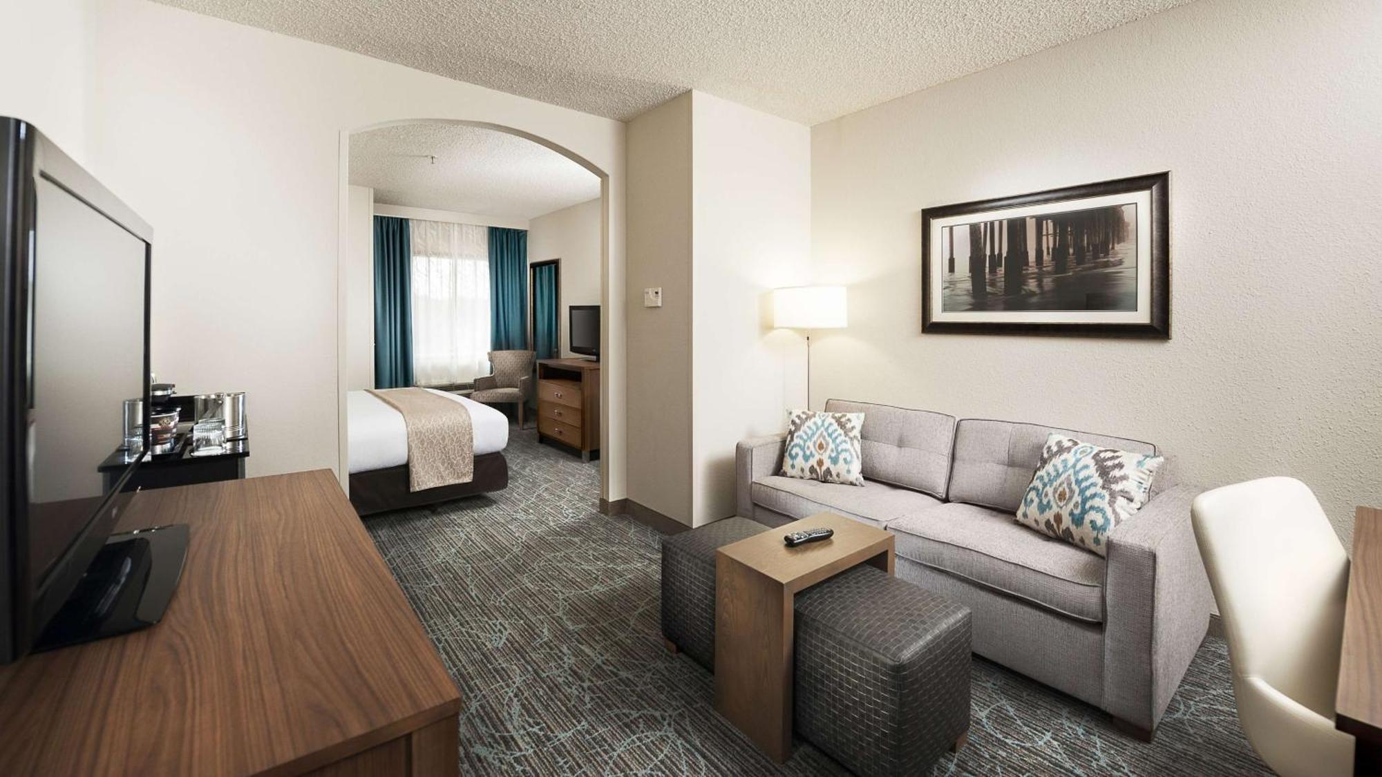 Doubletree By Hilton Hotel West Palm Beach Airport Экстерьер фото