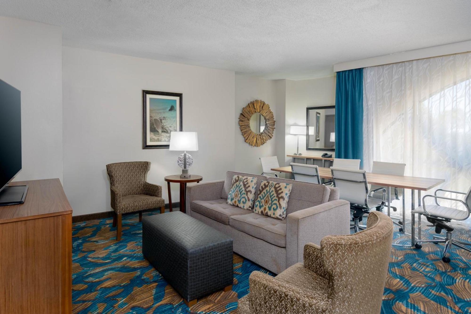 Doubletree By Hilton Hotel West Palm Beach Airport Экстерьер фото